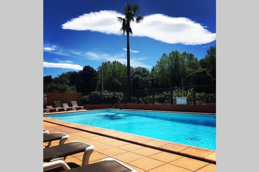 2 Bedrooms, 15 Min Walk To Beach, Ac, Pool & Fiber Internet In A Quiet, Private Gated Domain 5Kms To St Tropez Cogolin Exterior photo
